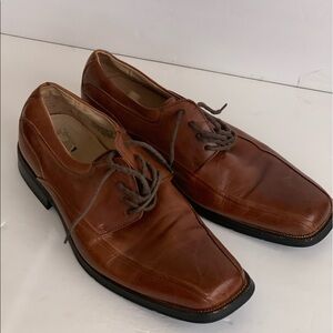 Florsheim brown leather shoes size 8D